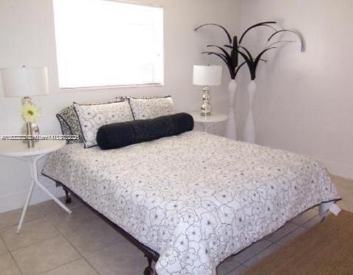 1532 SW 5th Pl, Fort Lauderdale, FL 33312 - photo 4