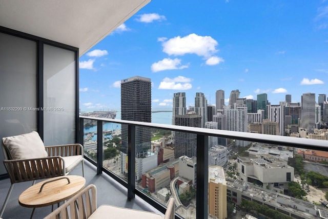 159 NE 6th St Unit 3512, Miami, FL 33132 - photo 3