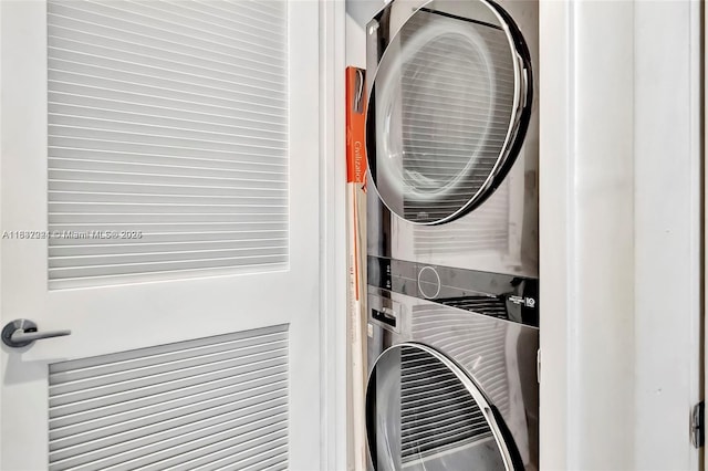 2020 N Bayshore Dr Unit 3408, Miami, FL 33137 - washroom featuring stacked washer / drying machine