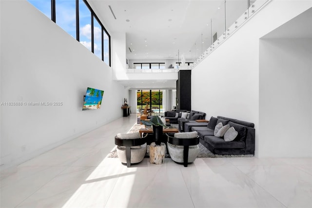 13441 Mustang Trl, Southwest Ranches, FL 33330 - living room featuring a towering ceiling