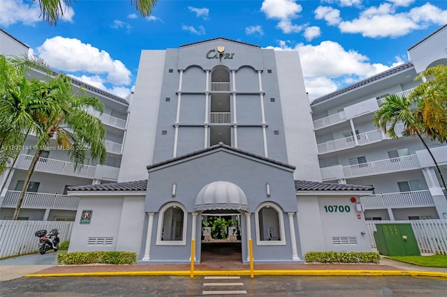 10700 NW 66th St Unit 308, Doral, FL 33178 - view of building exterior
