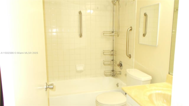 13250 SW 7th Ct Unit 313L, Pembroke Pines, FL 33027 - bathroom with vanity and bathing tub / shower combination