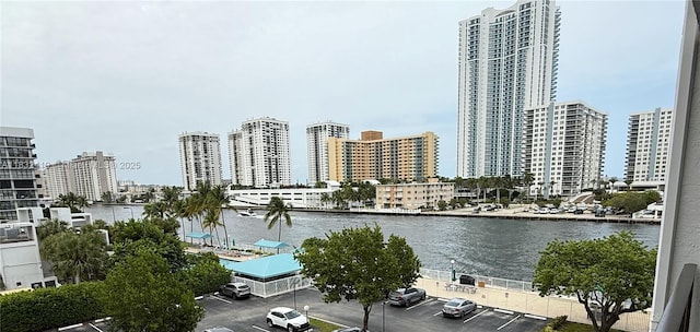 800 Parkview Dr Unit 519, Hallandale Beach, FL 33009 - photo 1