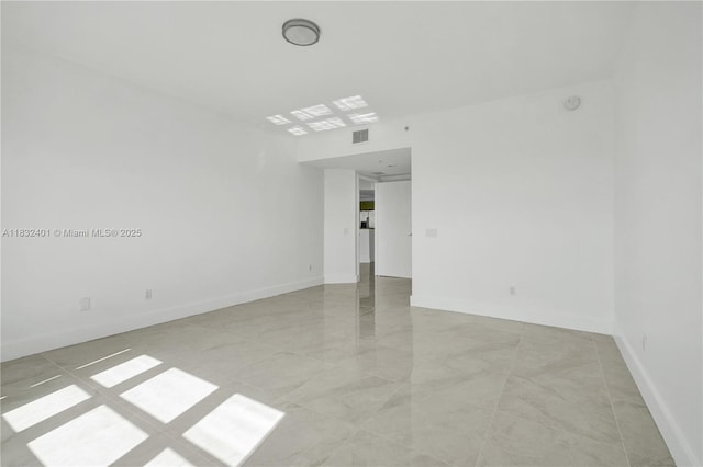 14951 Royal Oaks Ln Unit 806, North Miami, FL 33181 - unfurnished room featuring baseboards and a smoke detector