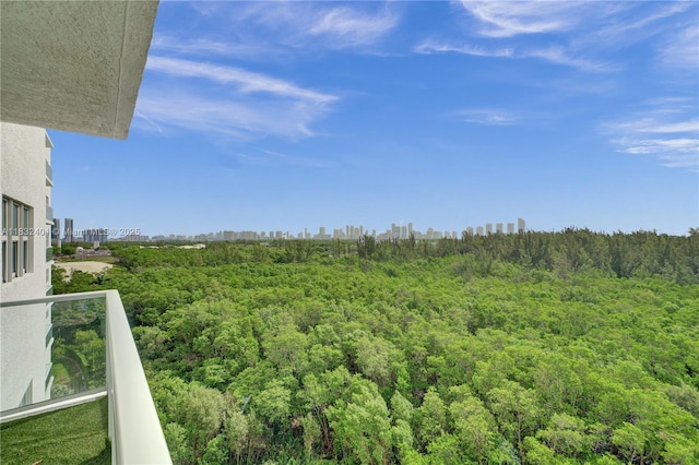 14951 Royal Oaks Ln Unit 806, North Miami, FL 33181 - balcony with a view of trees and a view of skyline