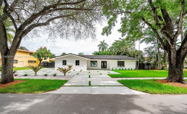 7101 E Troon Cir, Miami Lakes, FL 33014 - photo 1