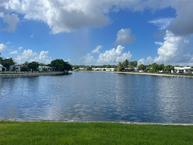 8312 NW 59th St, Tamarac, FL 33321 - water view