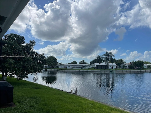 8312 NW 59th St, Tamarac, FL 33321 - water view