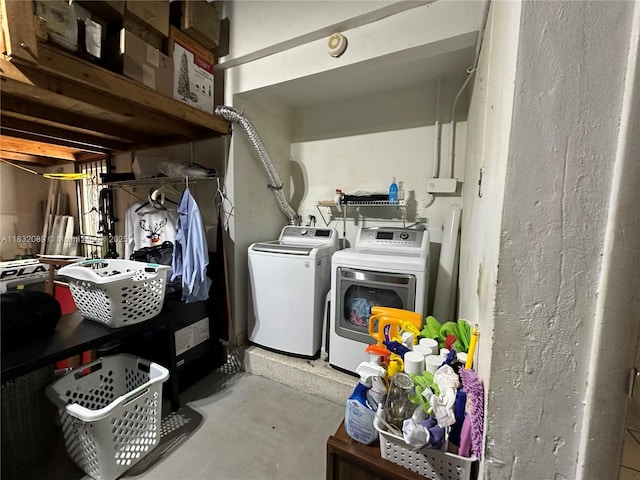 8821 SW 87th St, Miami, FL 33173 - washroom with washer and clothes dryer