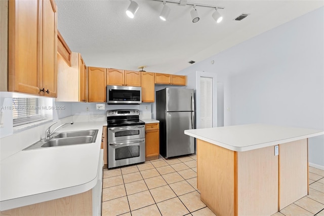 5618 Kingsmill Ct, Lake Worth, FL 33463 - photo 4