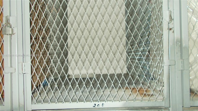 13550 SW 6th Ct Unit 208A, Pembroke Pines, FL 33027 - view of gate