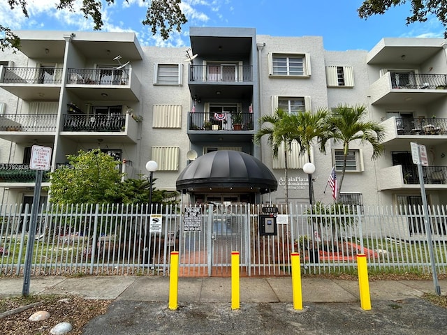 3181 SW 13th St Unit 401, Miami, FL 33145 - view of apartment building / complex