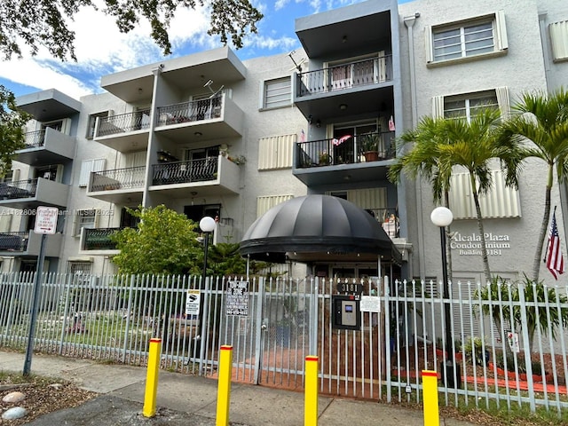 3181 SW 13th St Unit 401, Miami, FL 33145 - view of apartment building / complex