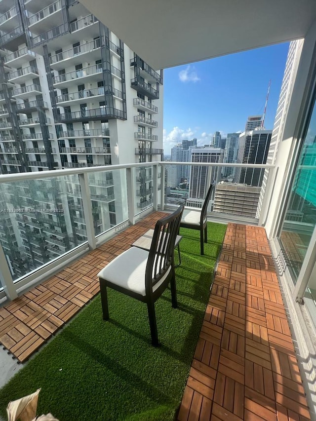300 S Biscayne Blvd Unit T-3201, Miami, FL 33131 - photo 15