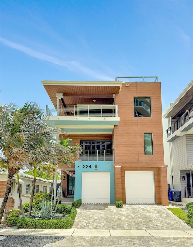 324 Balboa St, Hollywood, FL 33019 - photo 1