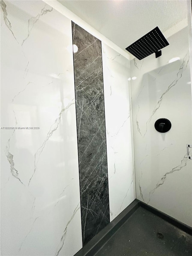 1962 Freeport Ln Unit 1962, Riviera Beach, FL 33404 - full bath with a marble finish shower