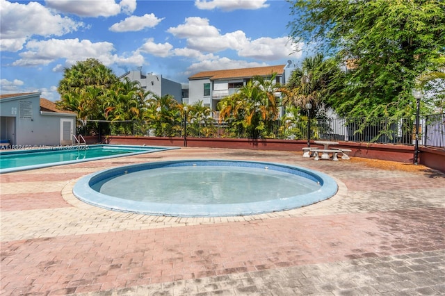 1755 W 60th St Unit D206, Hialeah, FL 33012 - view of community pool