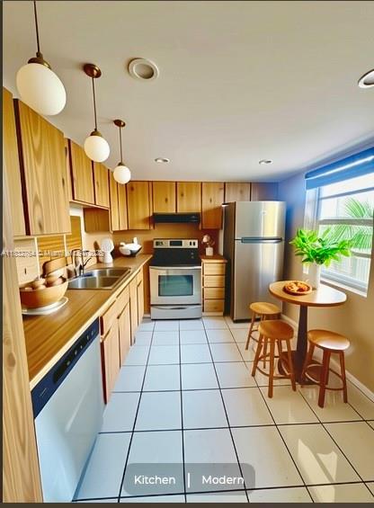 401 SE 3rd St Unit 405, Dania Beach, FL 33004 - photo 4