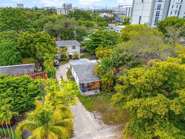 633 De Soto Dr, Miami Springs, FL 33166 - photo 1