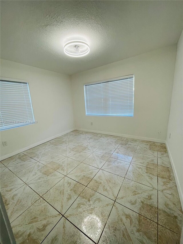 465 NE 165th St, Miami, FL 33162 - photo 21