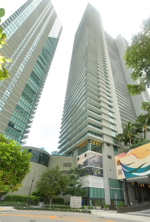 480 NE 31st St Unit 3205, Miami, FL 33137 - photo 13