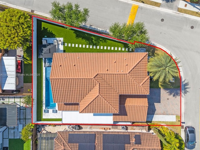 1005 NW 100th Ave, Miami, FL 33172 - aerial view of property's location with property parcel outlined