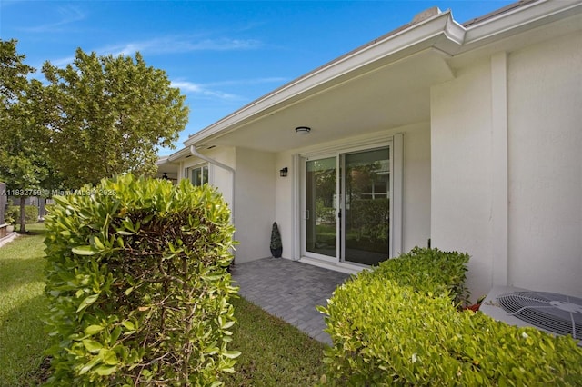 14549 Bretton Woods Trce, Delray Beach, FL 33446 - entrance to property featuring stucco siding