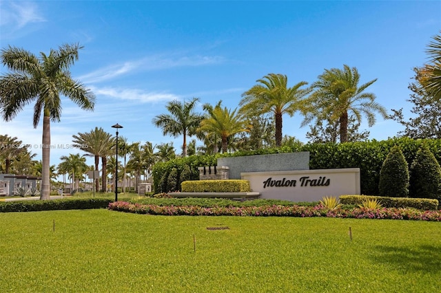 14549 Bretton Woods Trce, Delray Beach, FL 33446 - community / neighborhood sign featuring a lawn