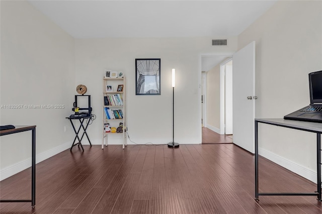 2500 NE 135th St Unit C711, North Miami, FL 33181 - unfurnished office featuring wood finished floors and baseboards