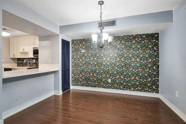 933 NE 199th St Unit 102, Miami, FL 33179 - photo 6