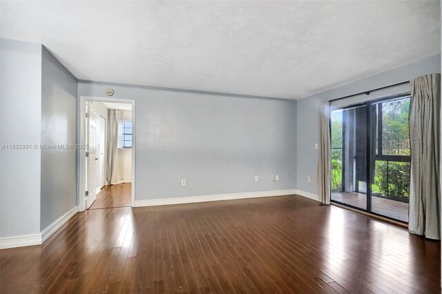 933 NE 199th St Unit 102, Miami, FL 33179 - photo 8