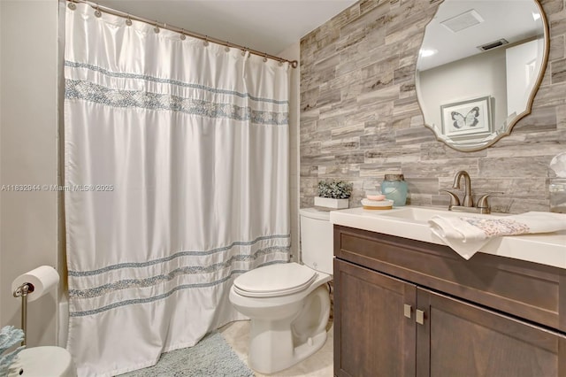 800 SW 125th Way Unit 405O, Pembroke Pines, FL 33027 - full bathroom with vanity, tile walls, decorative backsplash, a shower with shower curtain, and tile patterned flooring