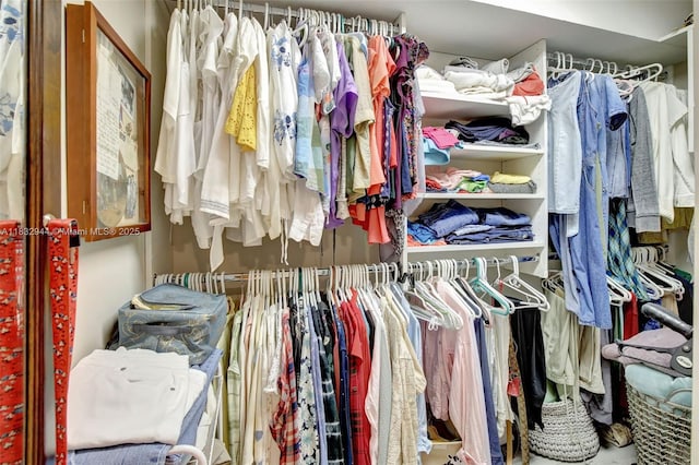 800 SW 125th Way Unit 405O, Pembroke Pines, FL 33027 - view of spacious closet