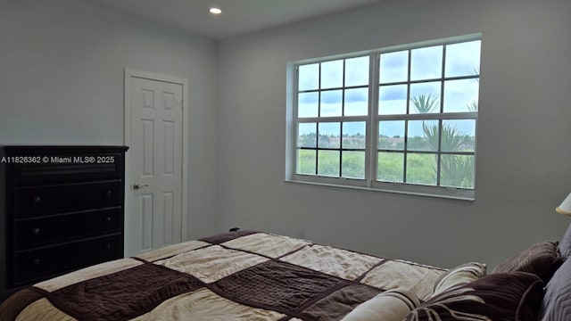 230 SW 117th Ter, Pembroke Pines, FL 33025 - bedroom featuring recessed lighting