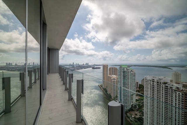 300 Biscayne Blvd Way Unit 4603, Miami, FL 33131 - balcony featuring a water view and a city view