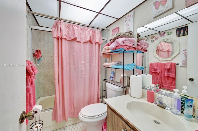 3070 NW 48th Ter Unit 415, Lauderdale Lakes, FL 33313 - bathroom with shower / tub combo and vanity