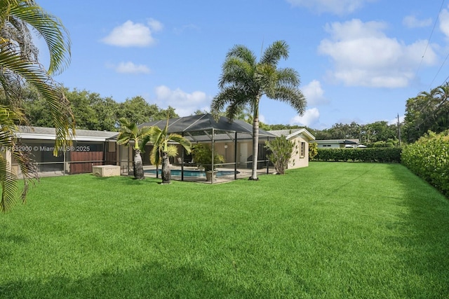 15471 SW 83rd Ave, Palmetto Bay, FL 33157 - view of yard featuring an outdoor pool and a lanai