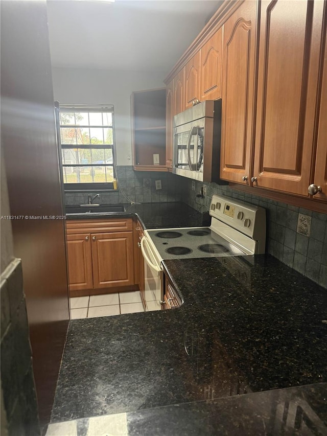 5046 SW 145th Ave, Miami, FL 33175 - photo 3