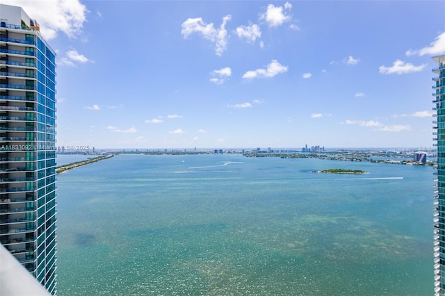 650 NE 32nd St Unit 4301, Miami, FL 33137 - water view with nearby urban area