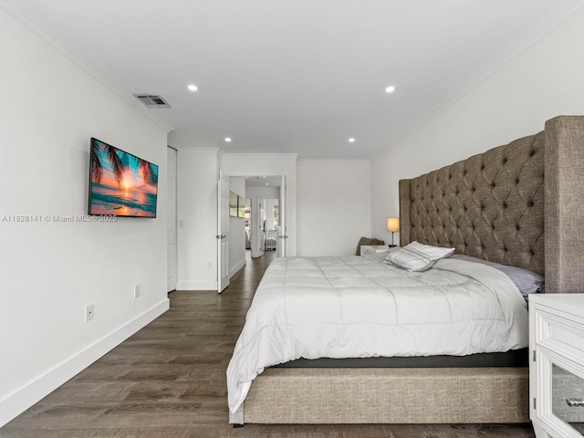 171 NW 152nd Ave, Pembroke Pines, FL 33028 - bedroom featuring wood finished floors, recessed lighting, and ornamental molding