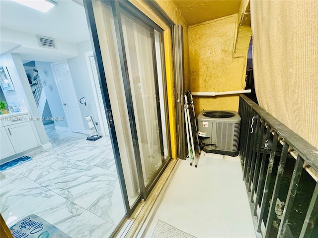 5072 W 12th Ln Unit D-14, Hialeah, FL 33012 - view of balcony