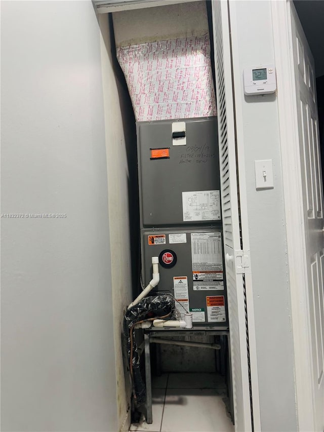 5072 W 12th Ln Unit D-14, Hialeah, FL 33012 - view of utility room