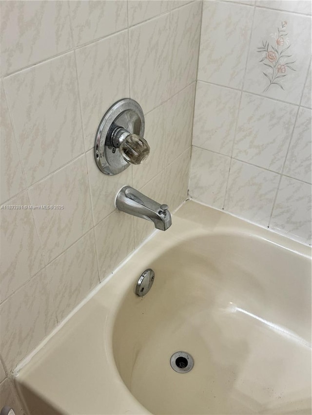 5450 SW 143rd Ct, Miami, FL 33175 - bathroom view