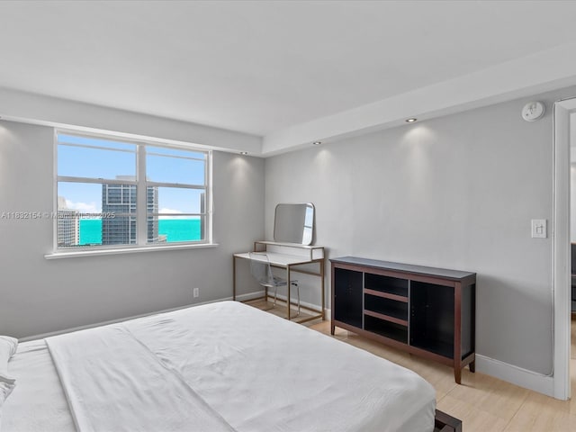6770 Indian Creek Dr Ph-R, Ph-R Miami Beach, FL 33141 - bedroom with wood finished floors and baseboards
