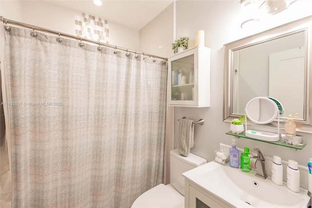 6250 SW 19th St, Miami, FL 33155 - full bath with vanity and a shower with curtain