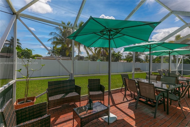 4326 Jackson St, Hollywood, FL 33021 - sunroom with outdoor dining space