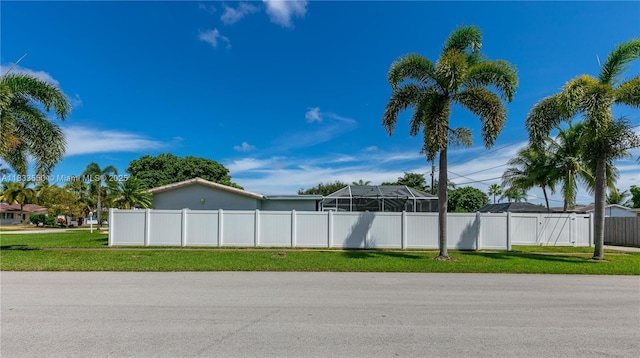 4326 Jackson St, Hollywood, FL 33021 - view of swimming pool with a gate