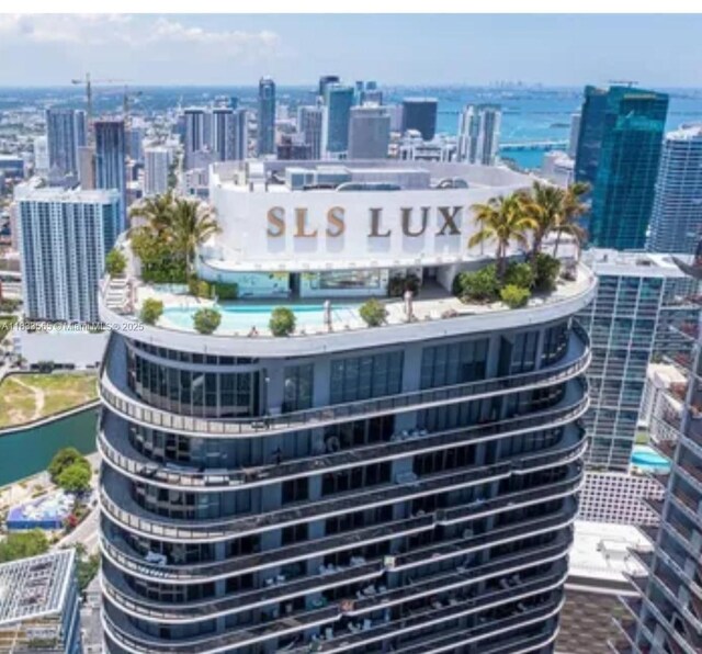 801 S Miami Ave Unit 4204, Miami, FL 33130 - view of urban area featuring a nearby body of water
