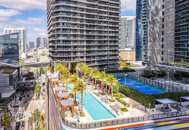 801 S Miami Ave Unit 4204, Miami, FL 33130 - community pool with a city view