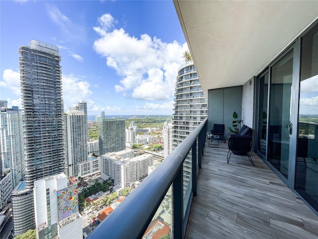 801 S Miami Ave Unit 4204, Miami, FL 33130 - balcony featuring a city view